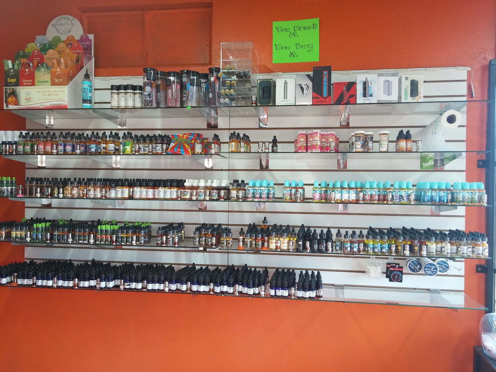 Store – gallery image 7