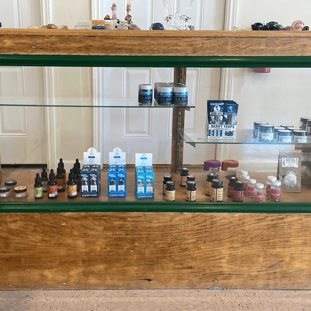 Store – gallery image 2