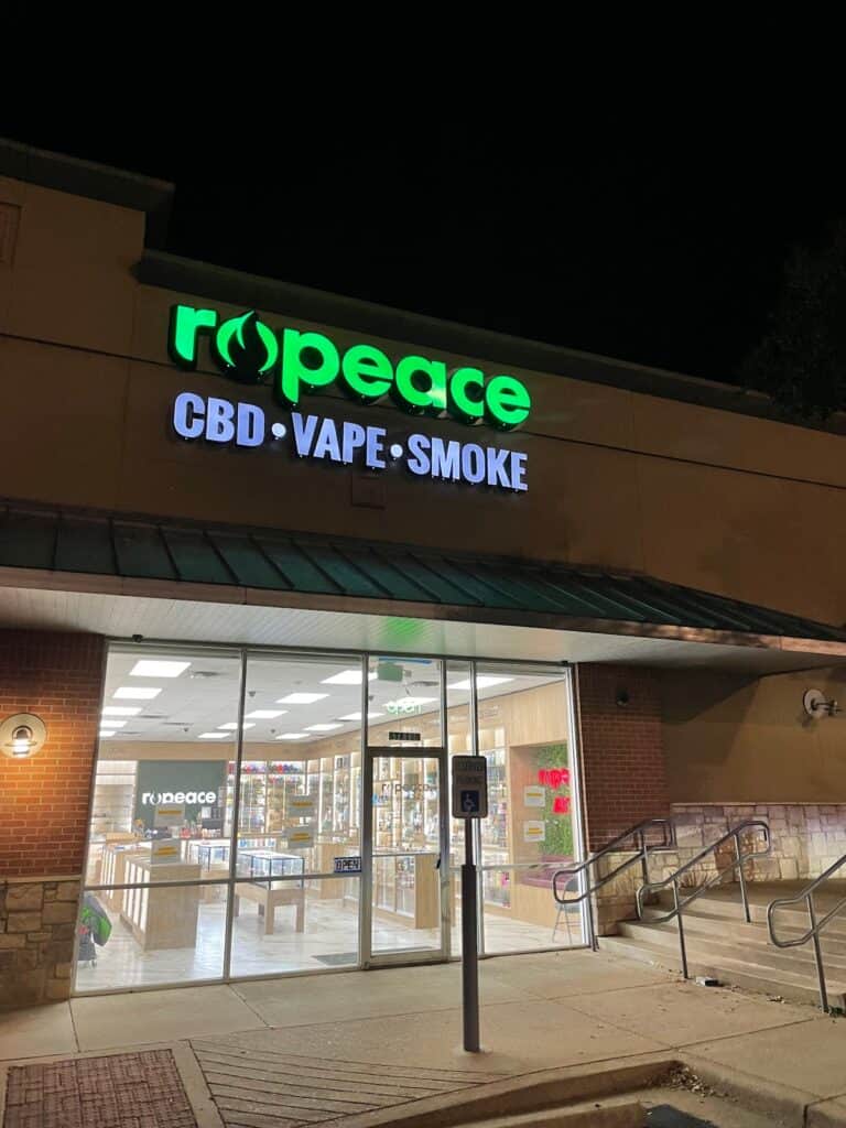 Store – main photo