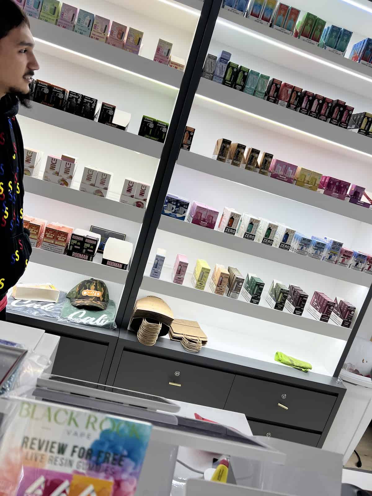 Store – gallery image 10