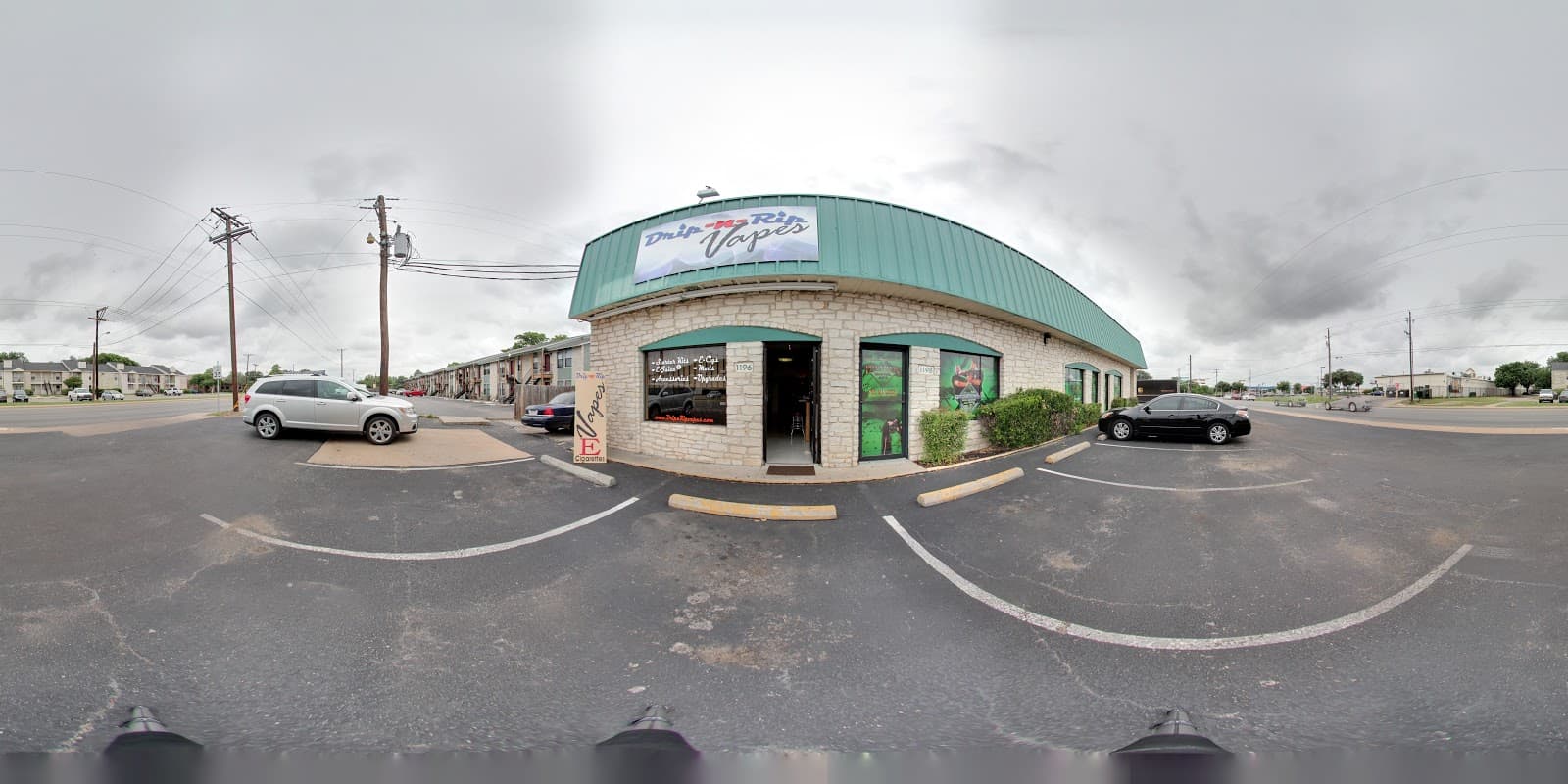 Store – main photo