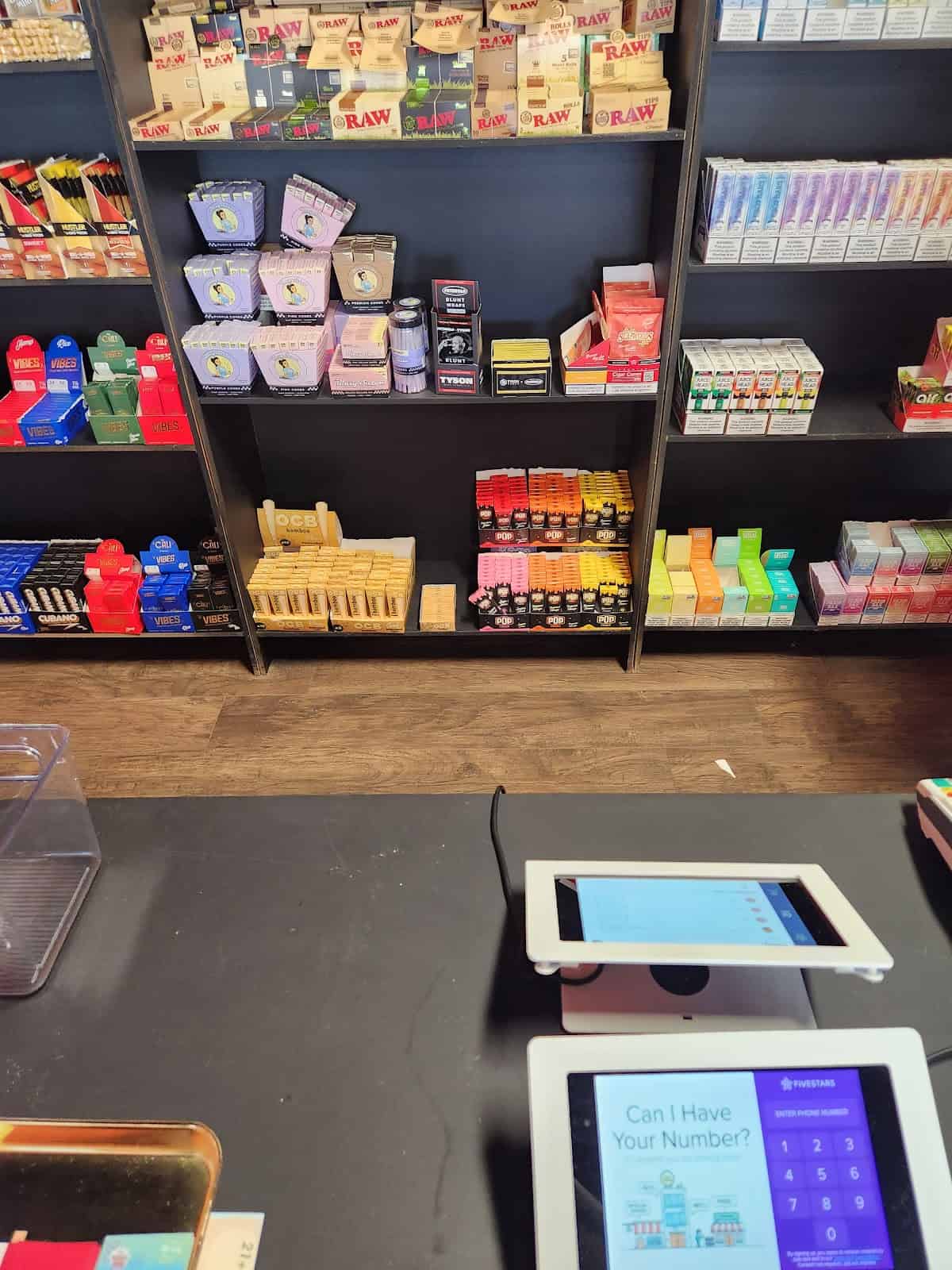 Store – gallery image 4