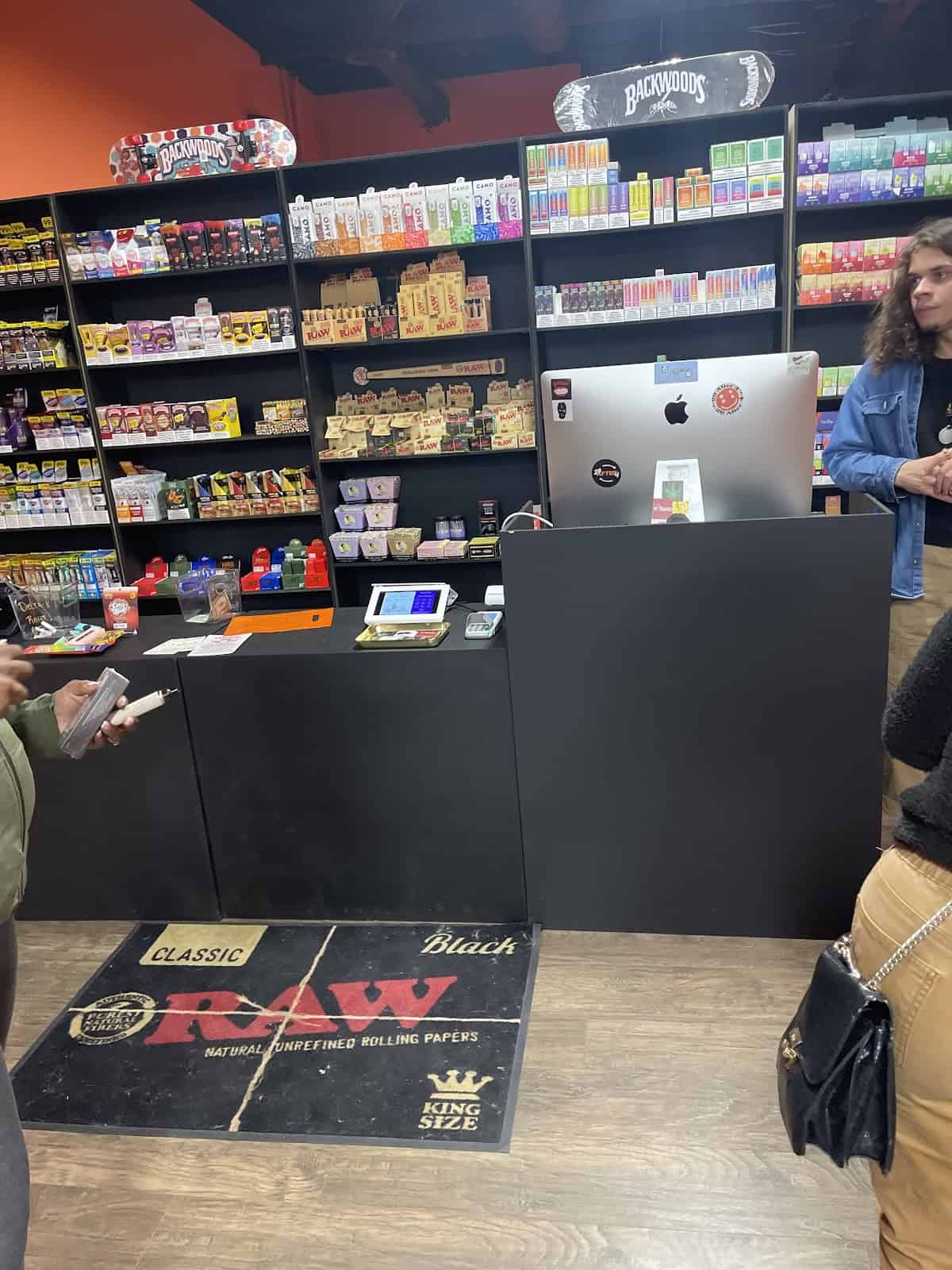 Store – gallery image 9
