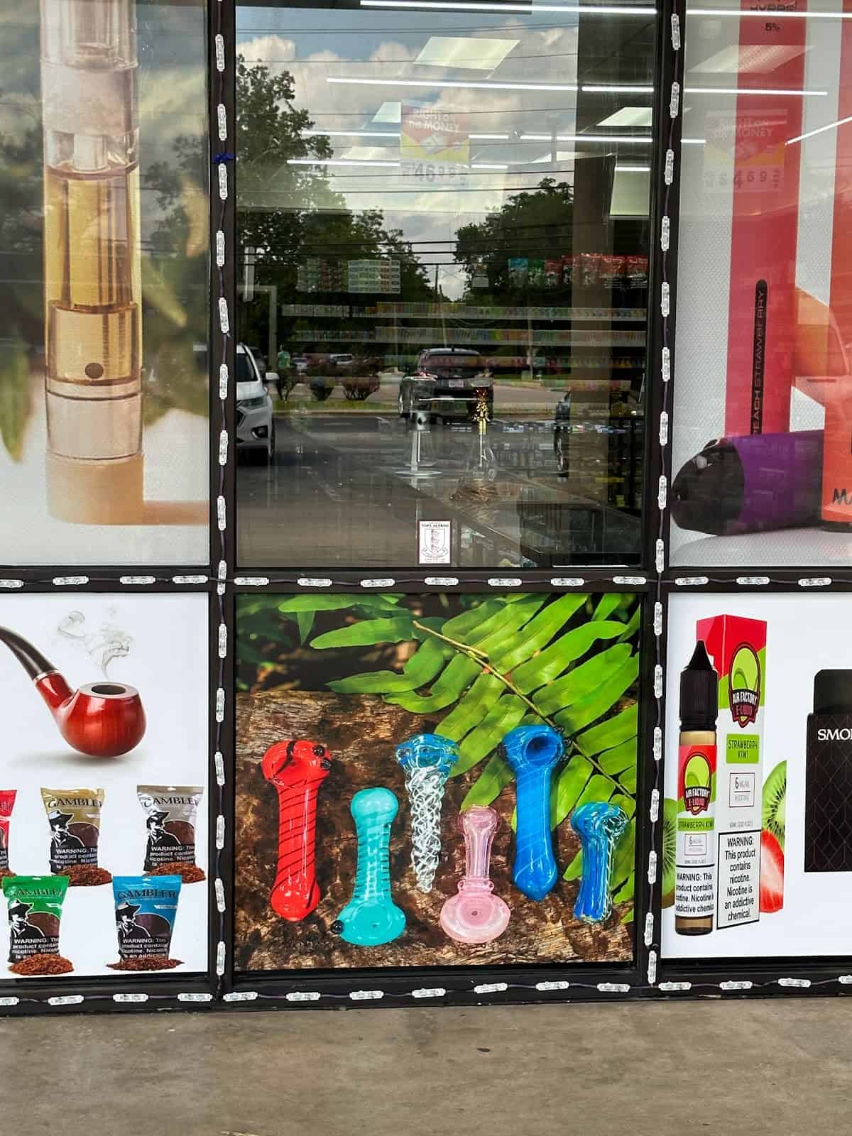 Store – main photo