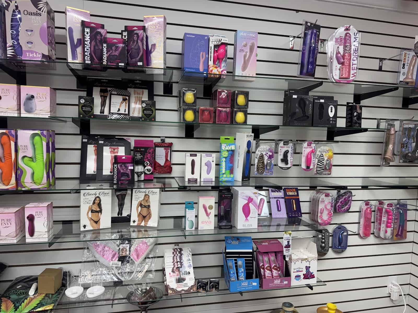 Store – gallery image 9