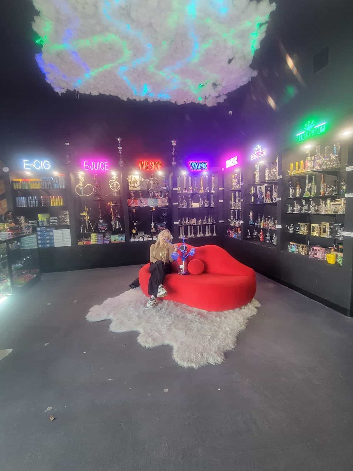 Store – gallery image 10