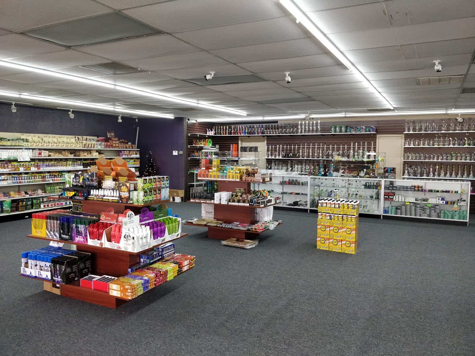 Store – gallery image 2