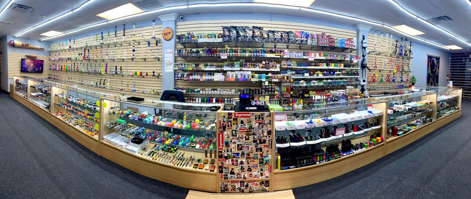 Store – gallery image 2