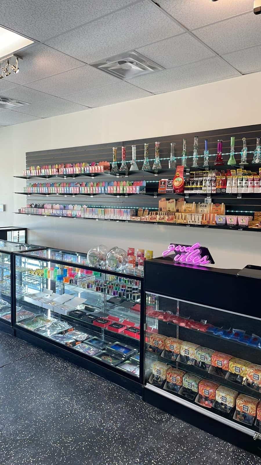 Store – gallery image 5