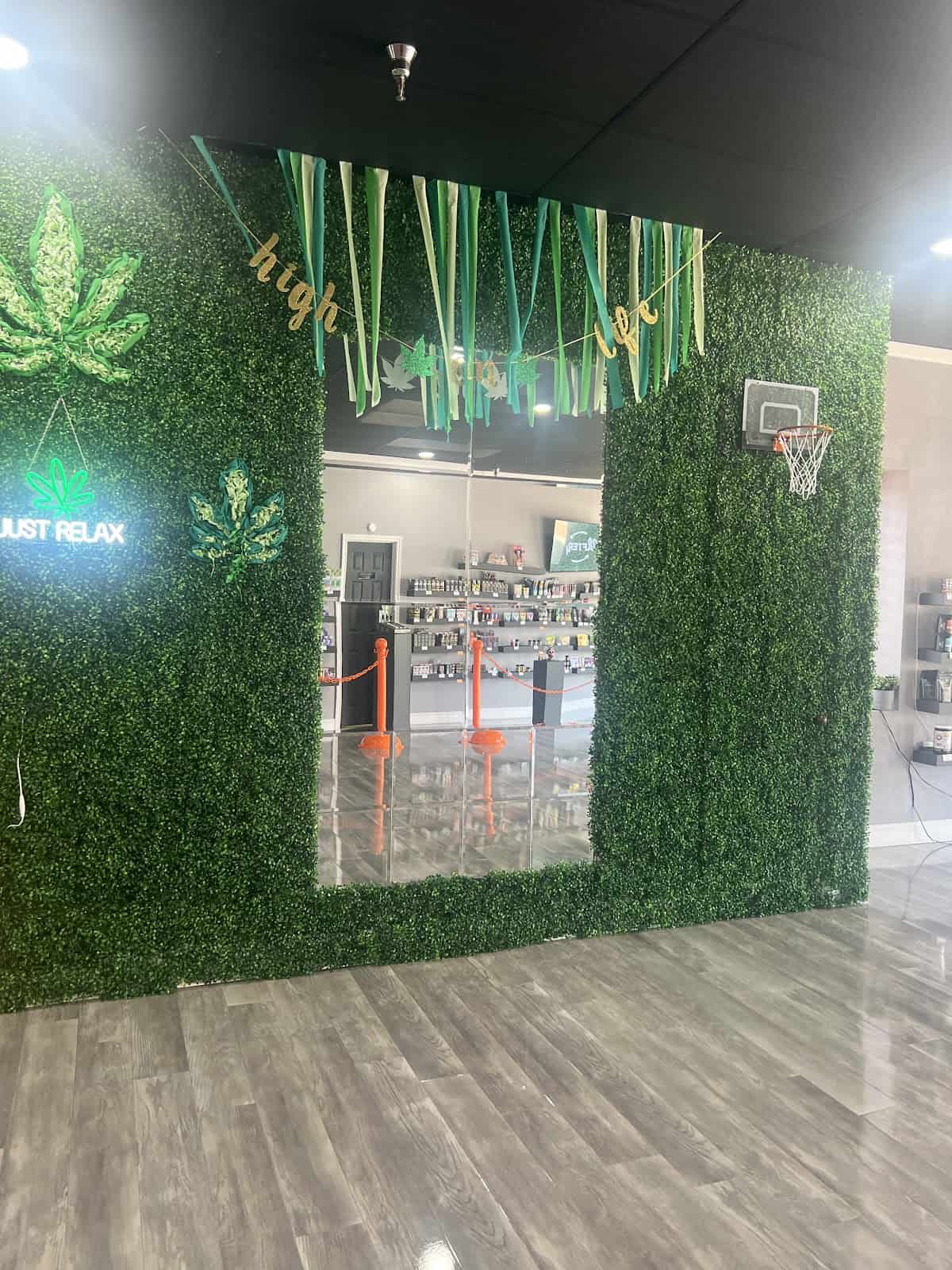 Store – gallery image 10