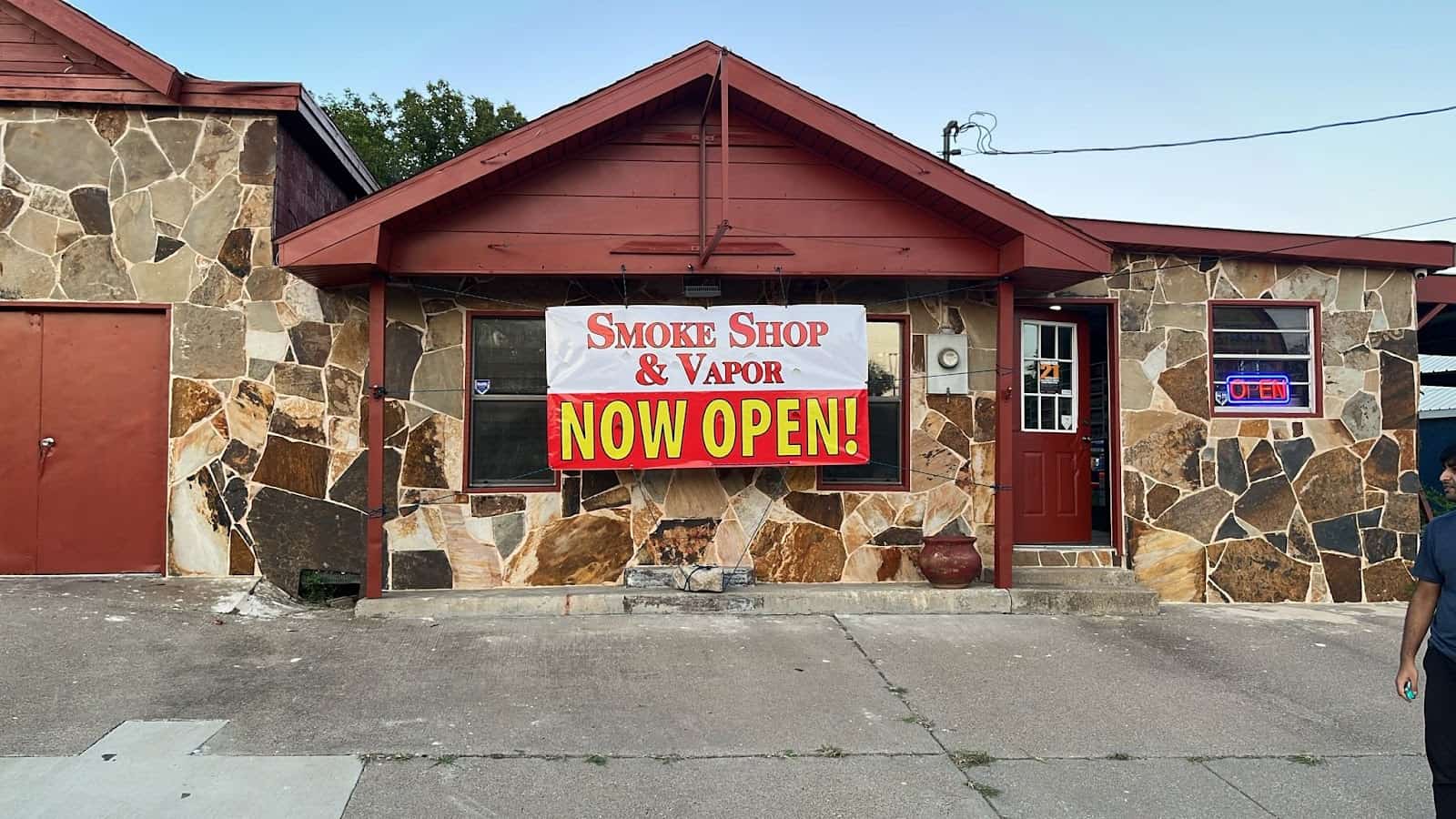 Store – main photo