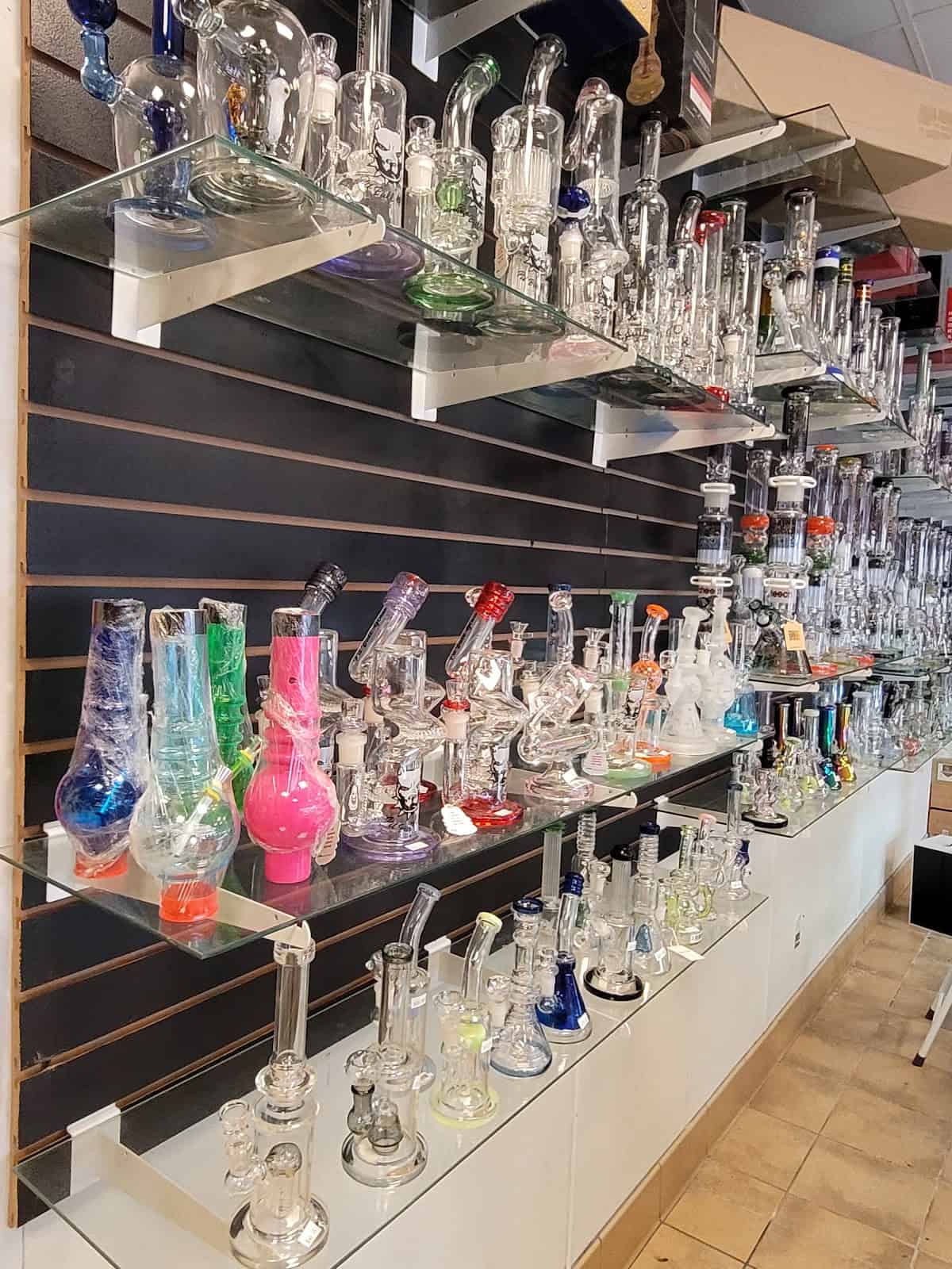 Store – gallery image 10