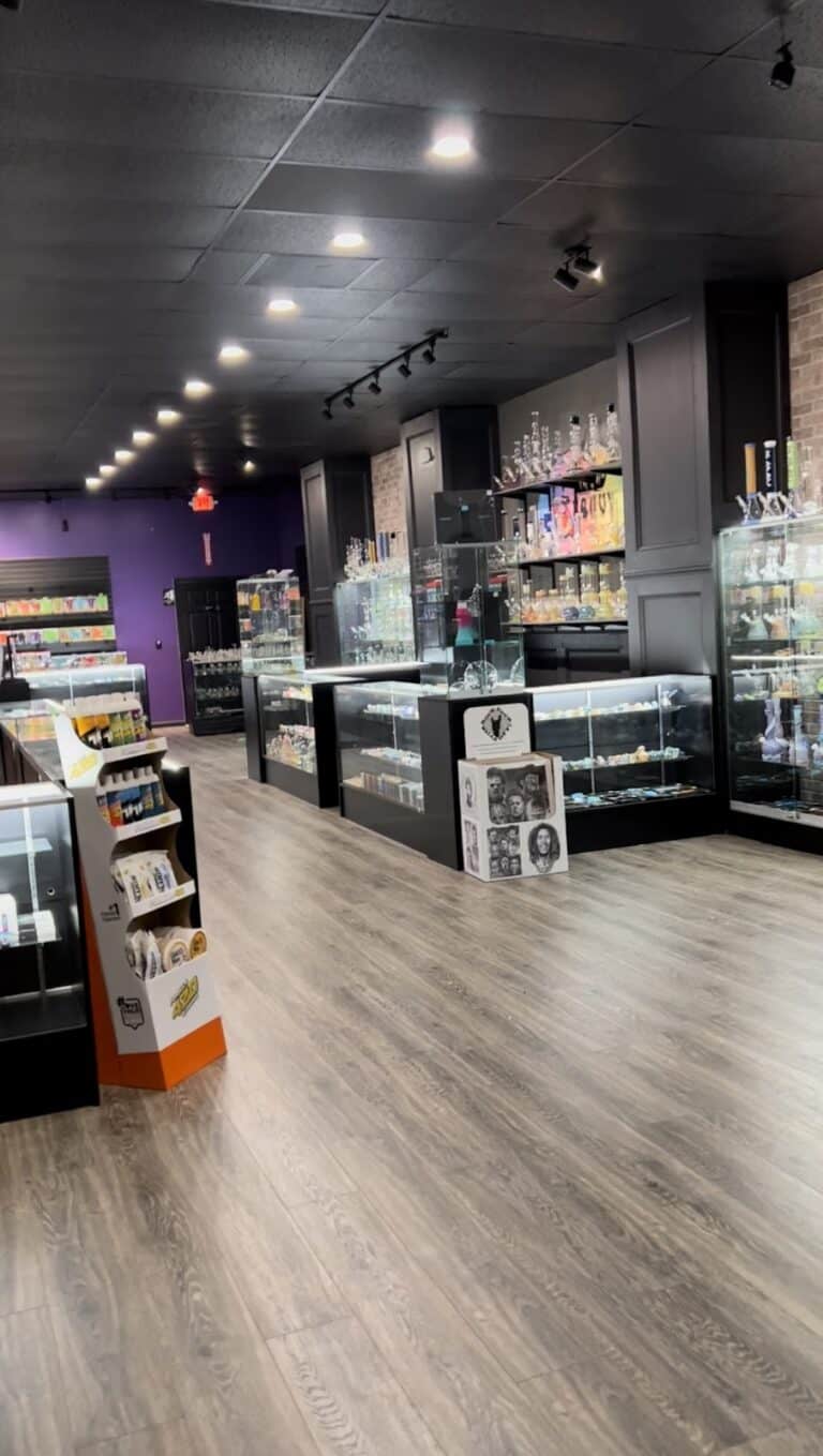Groovy Glassware – Smoke & Vape