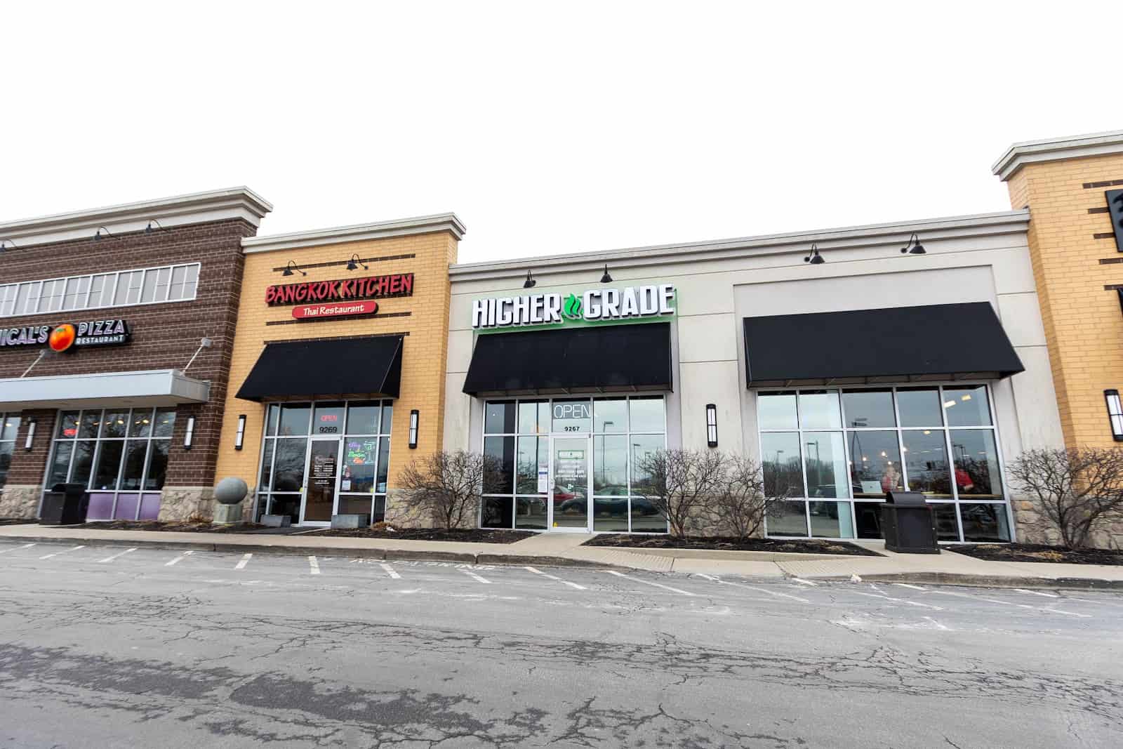 Store – main photo