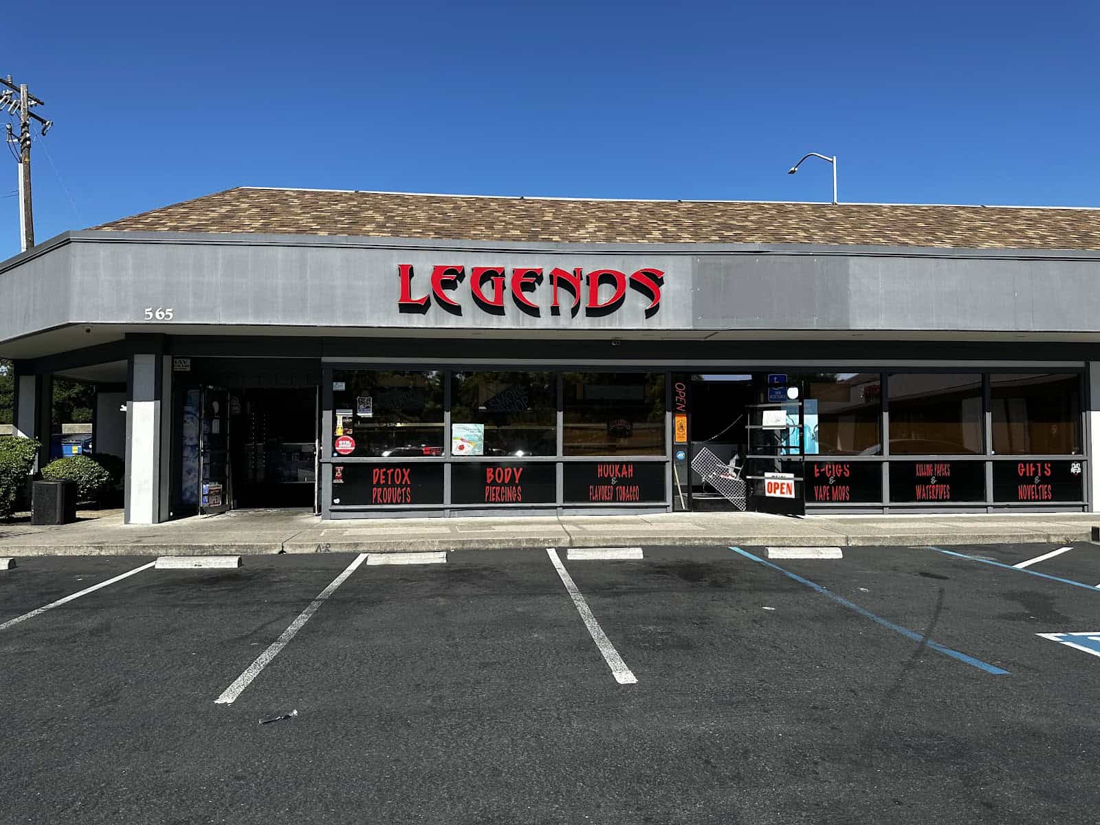 Store – main photo