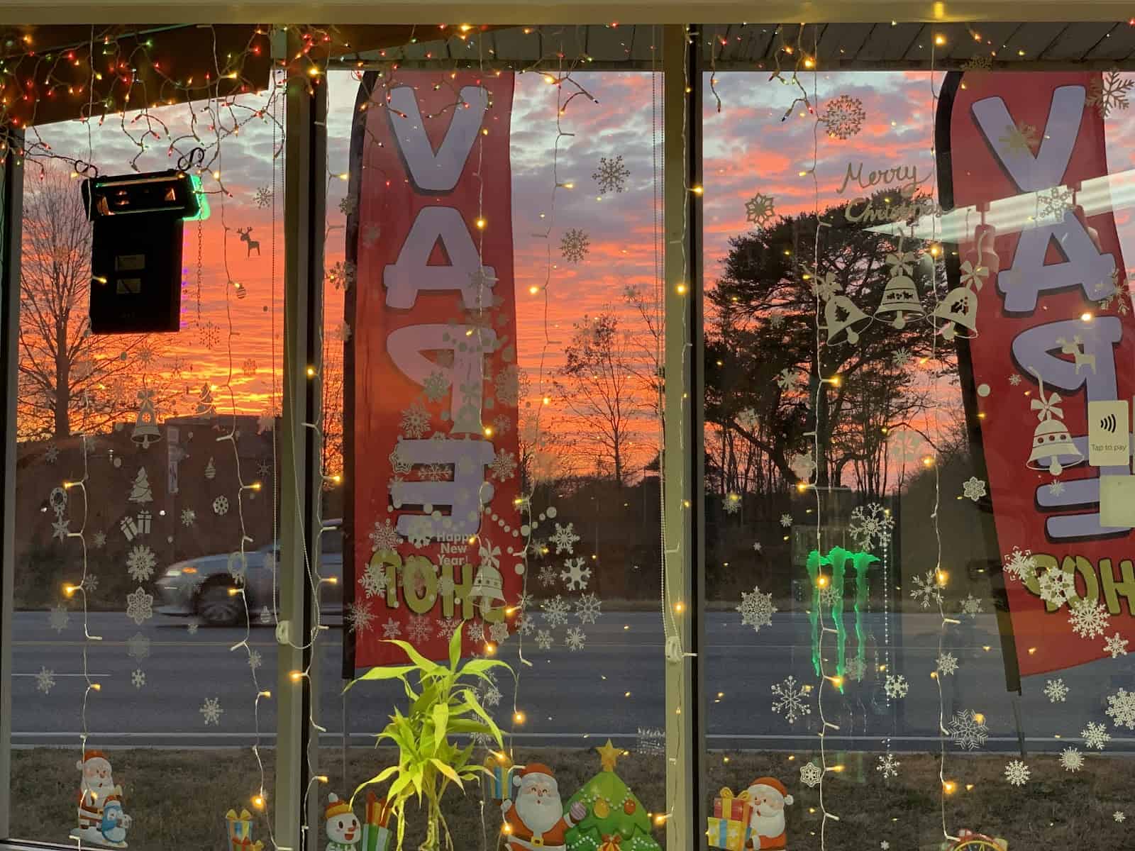 Store – main photo