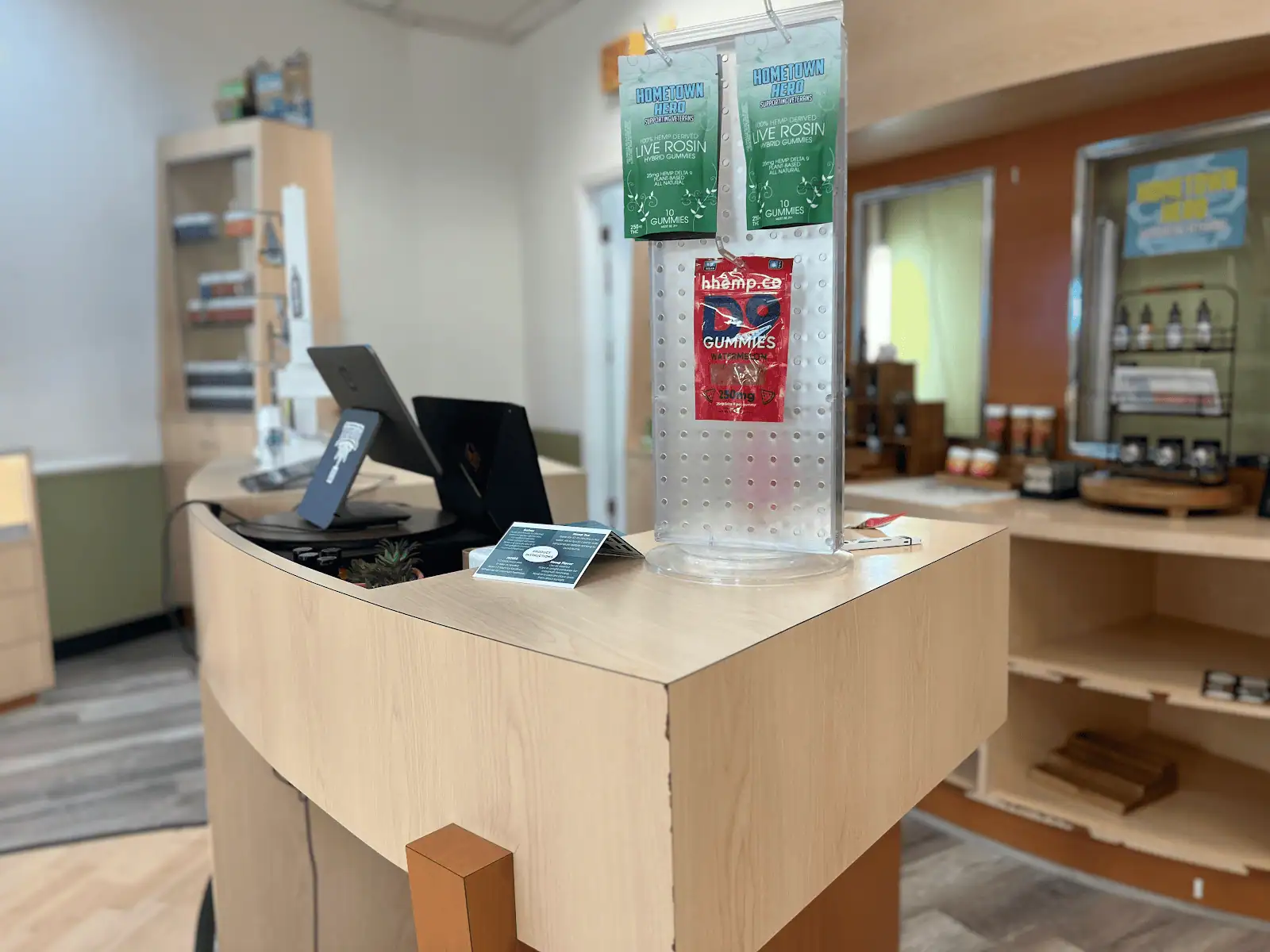 Store – gallery image 4