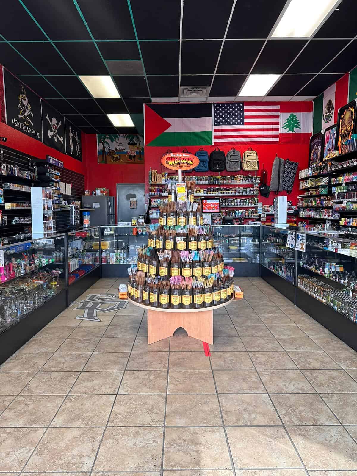 Store – gallery image 2