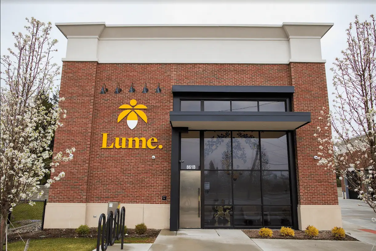 Store – main photo