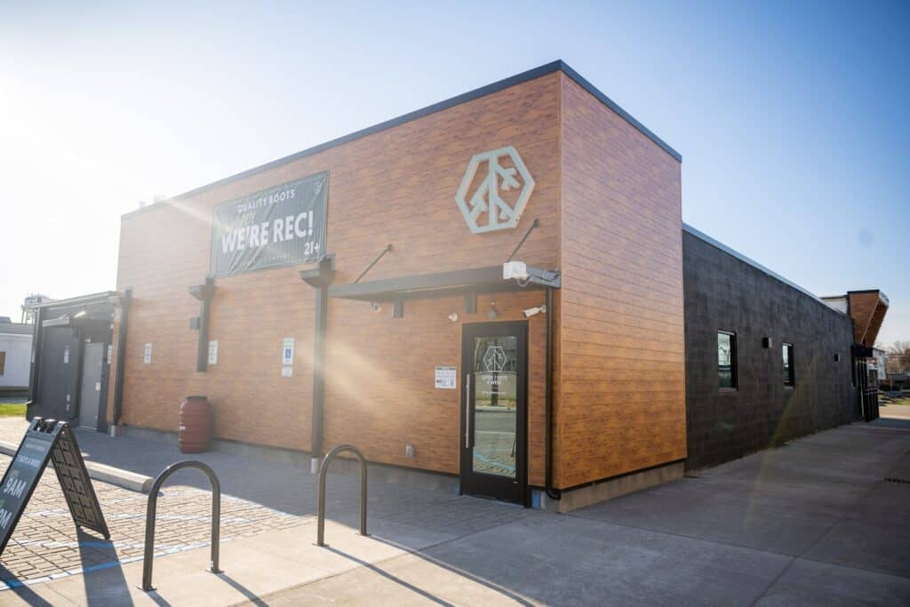 Store – main photo