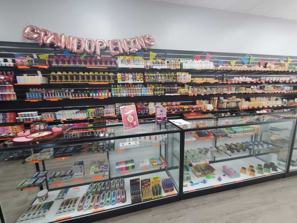 Encore Vapes Smokes | 9050 Dixie Highway, Louisville, Kentucky | Cannabis Shop – main photo