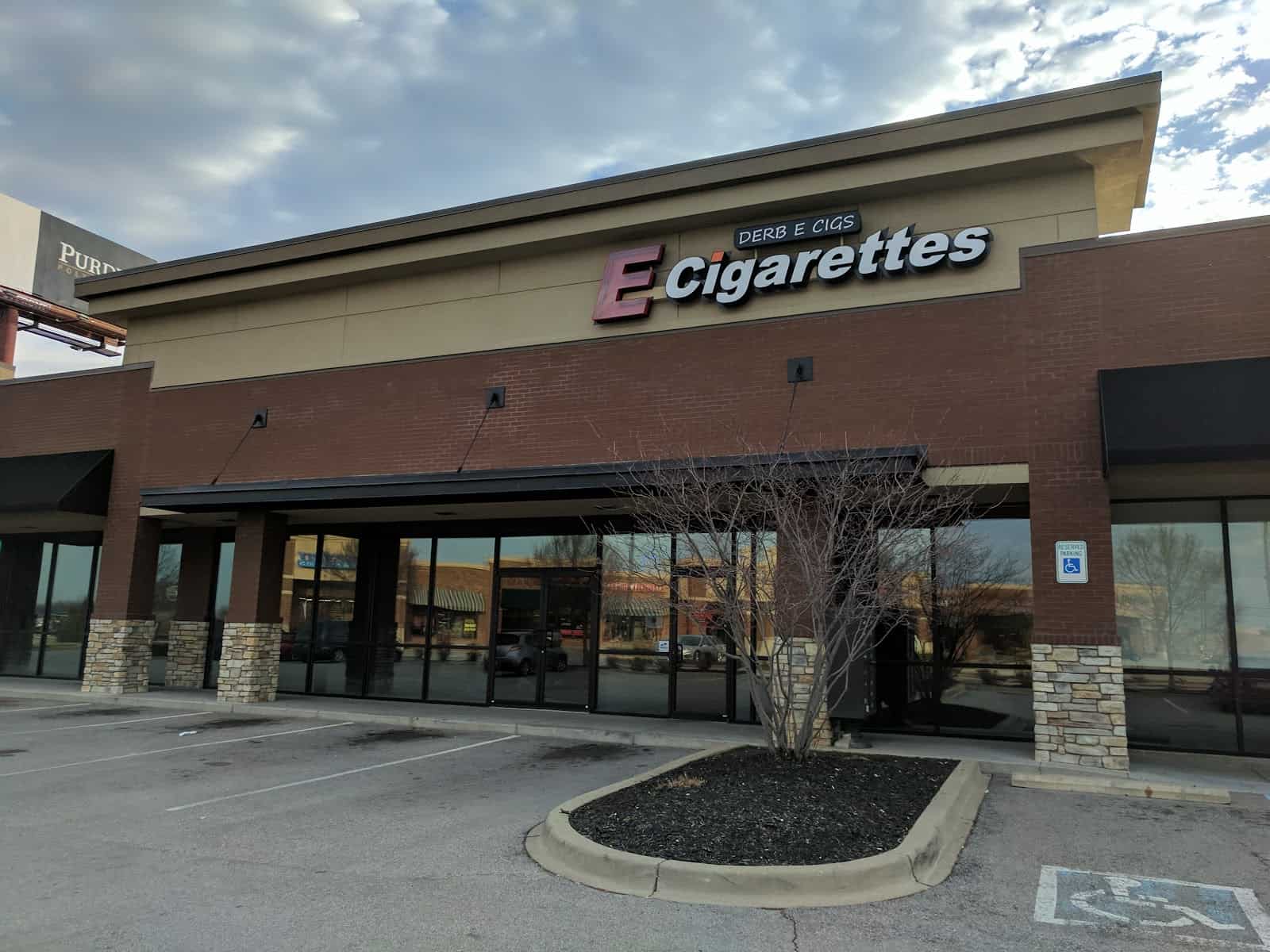 Store – main photo