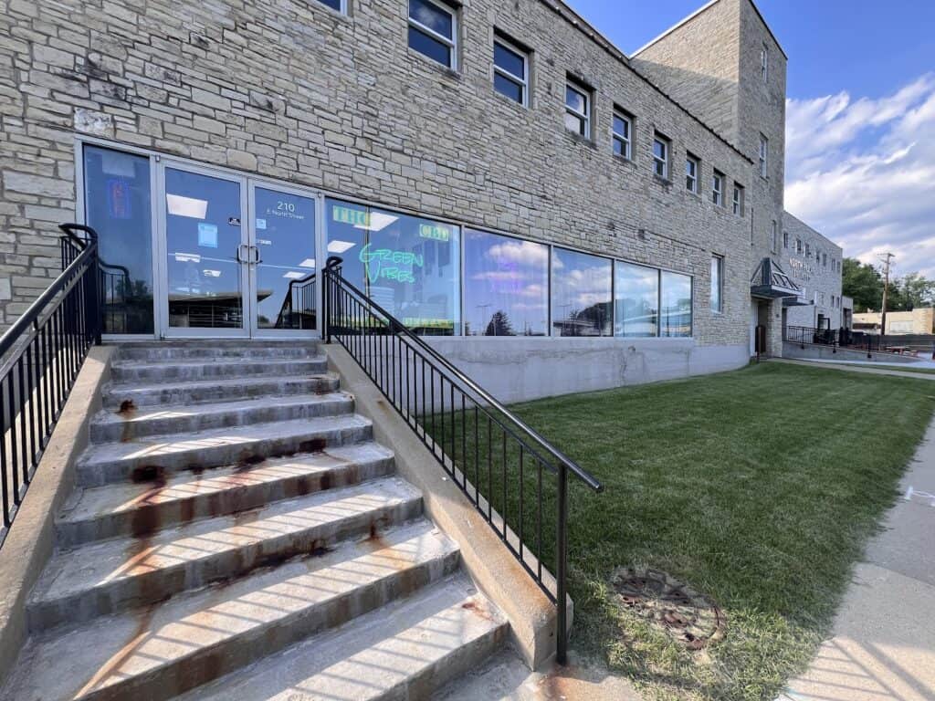 Store – main photo