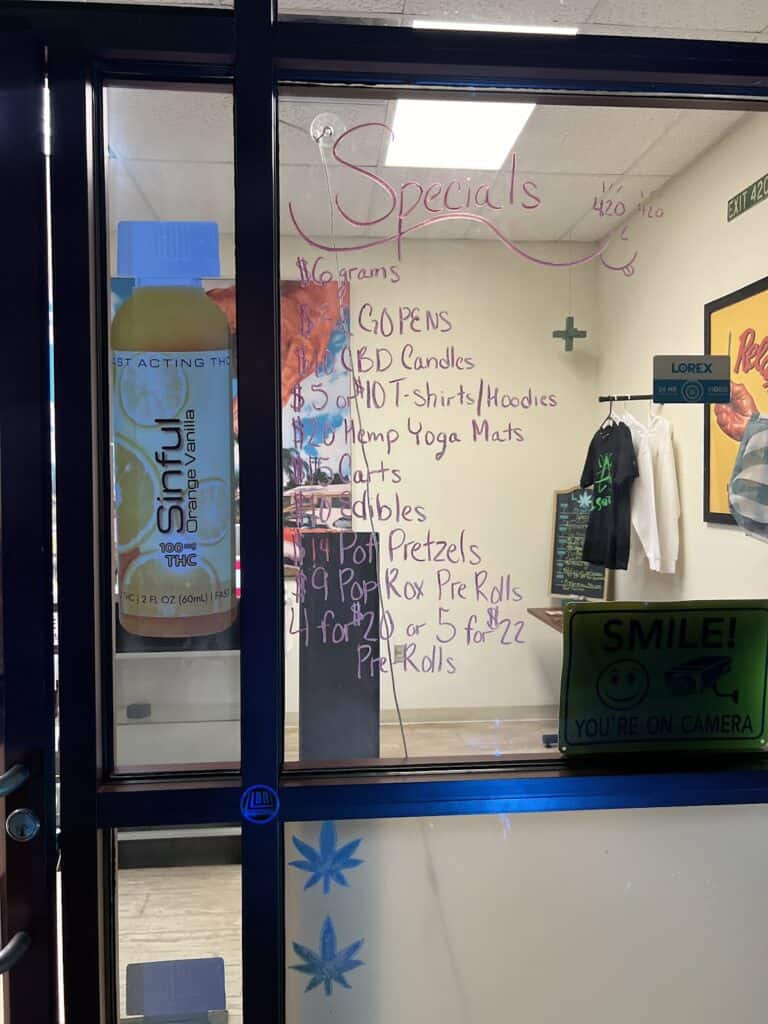 Store – main photo