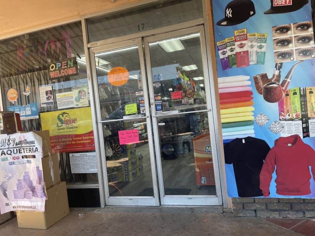 Store – main photo