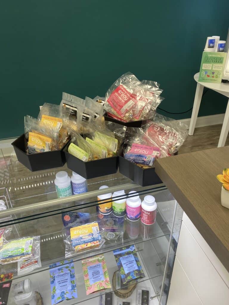 Store – main photo