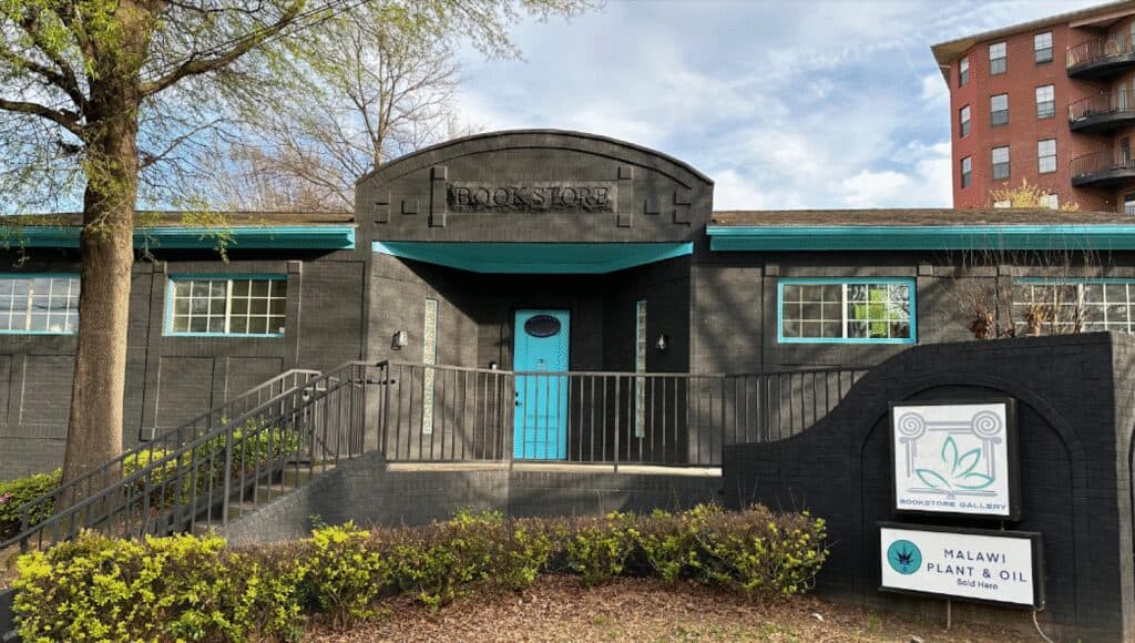 Store – main photo