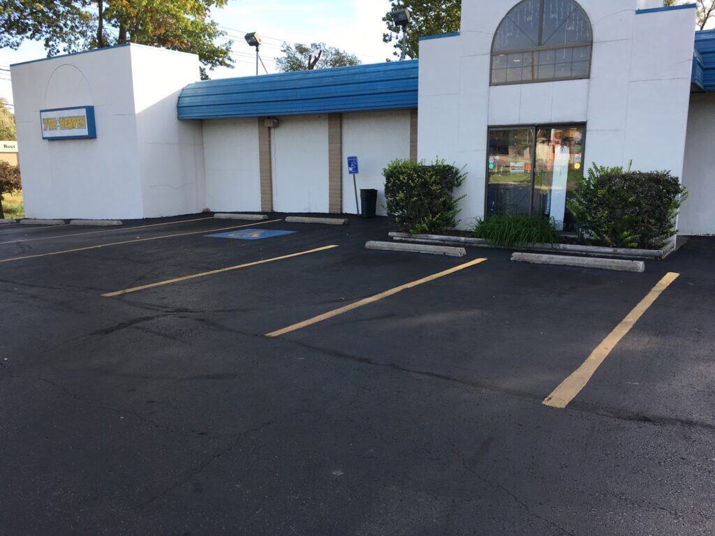 Store – main photo