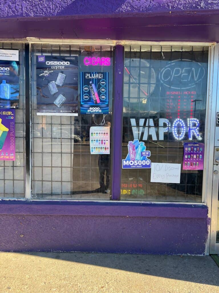 Store – main photo