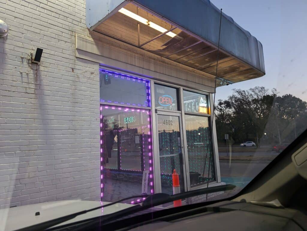 Store – main photo