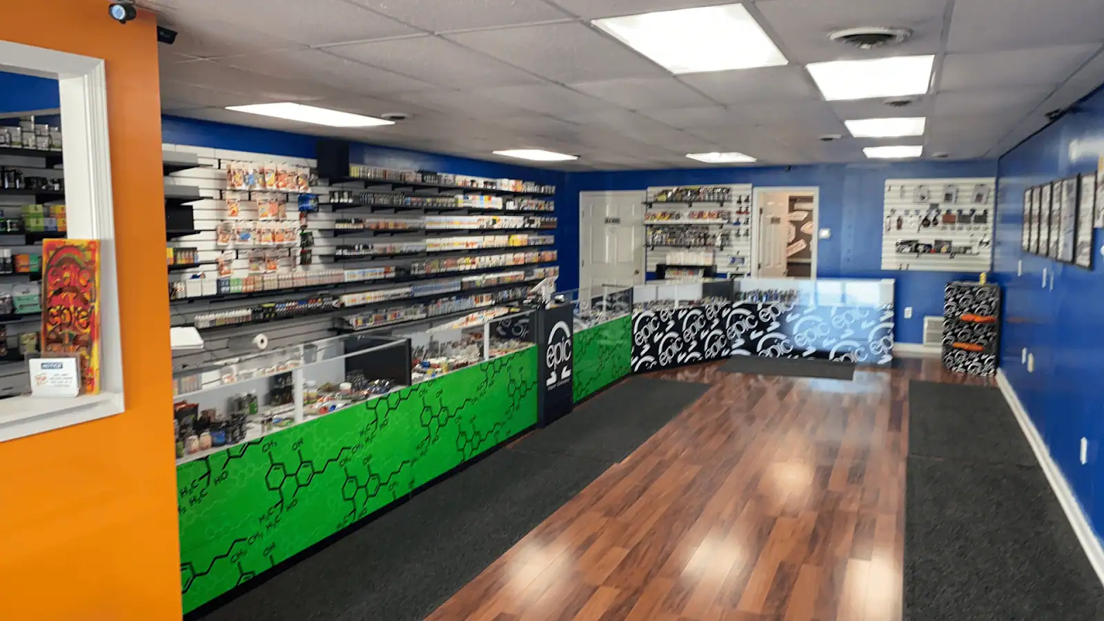 Store – main photo