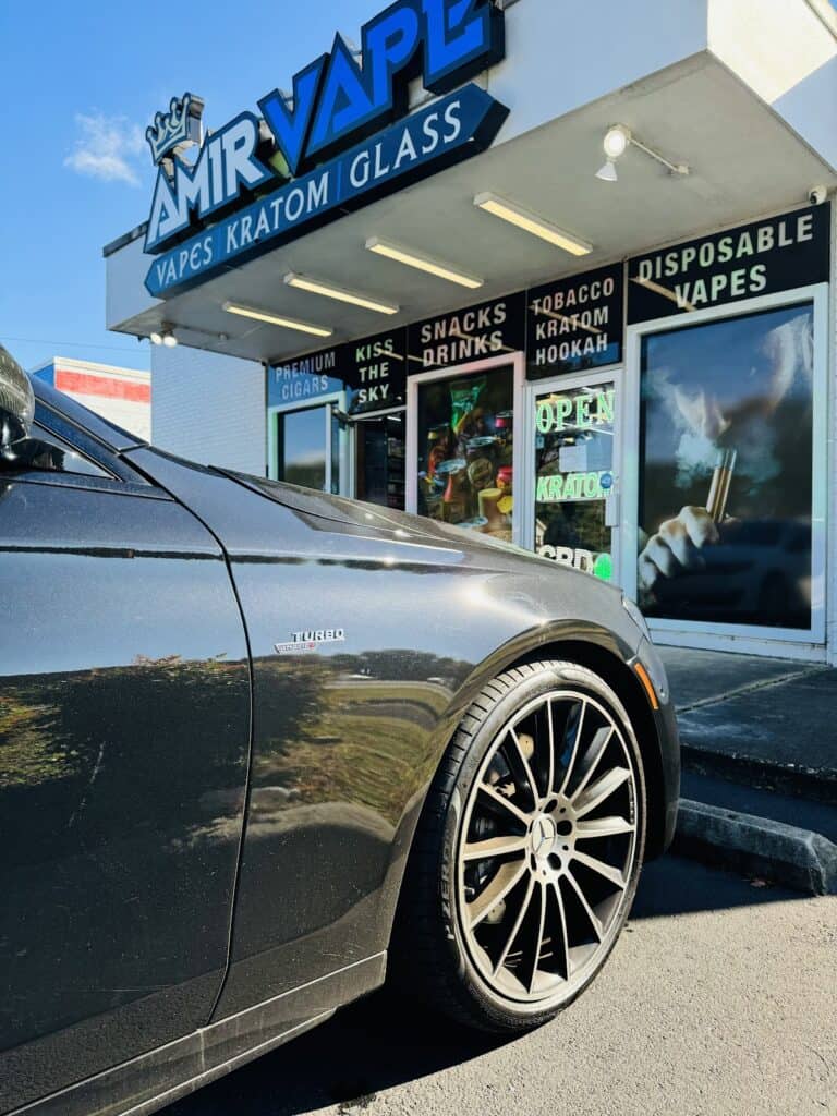 Store – main photo