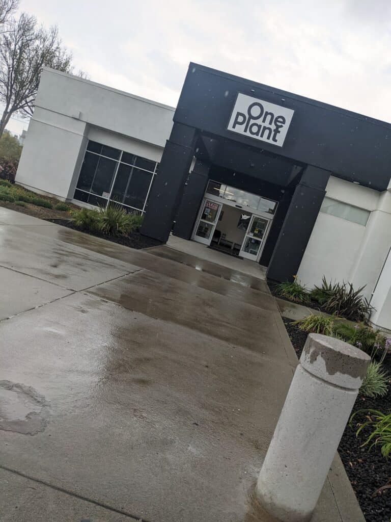 Store – main photo