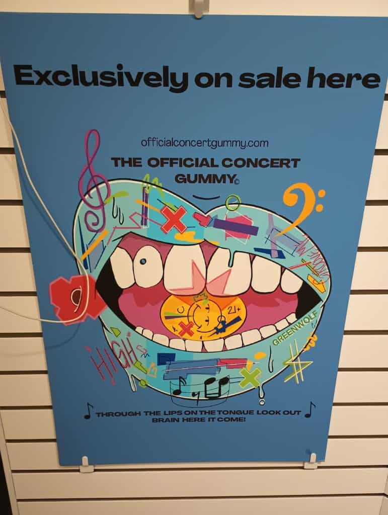 Store – main photo