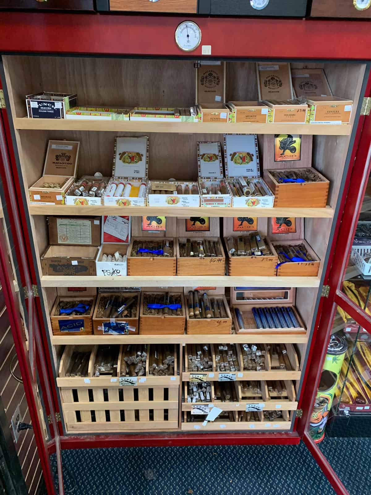 Store – gallery image 4