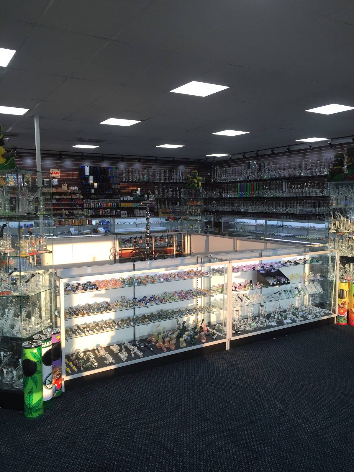 Store – gallery image 5