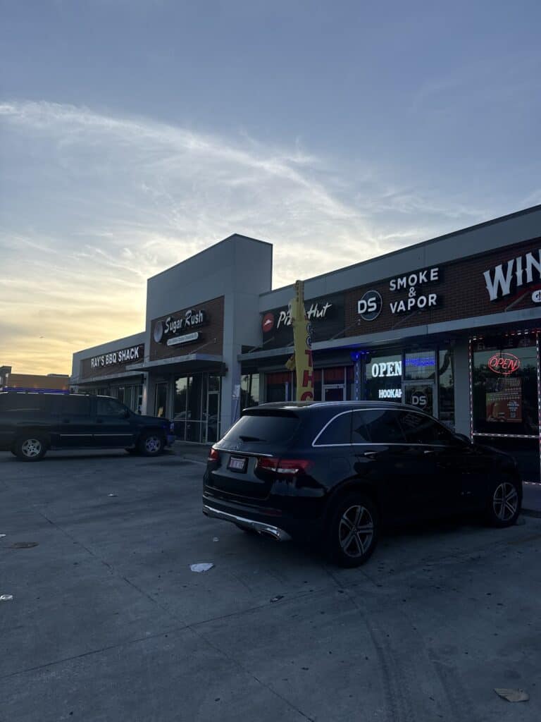 Store – main photo