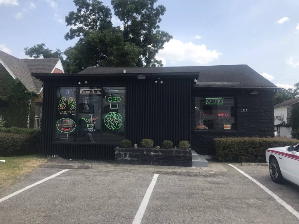 Store – main photo