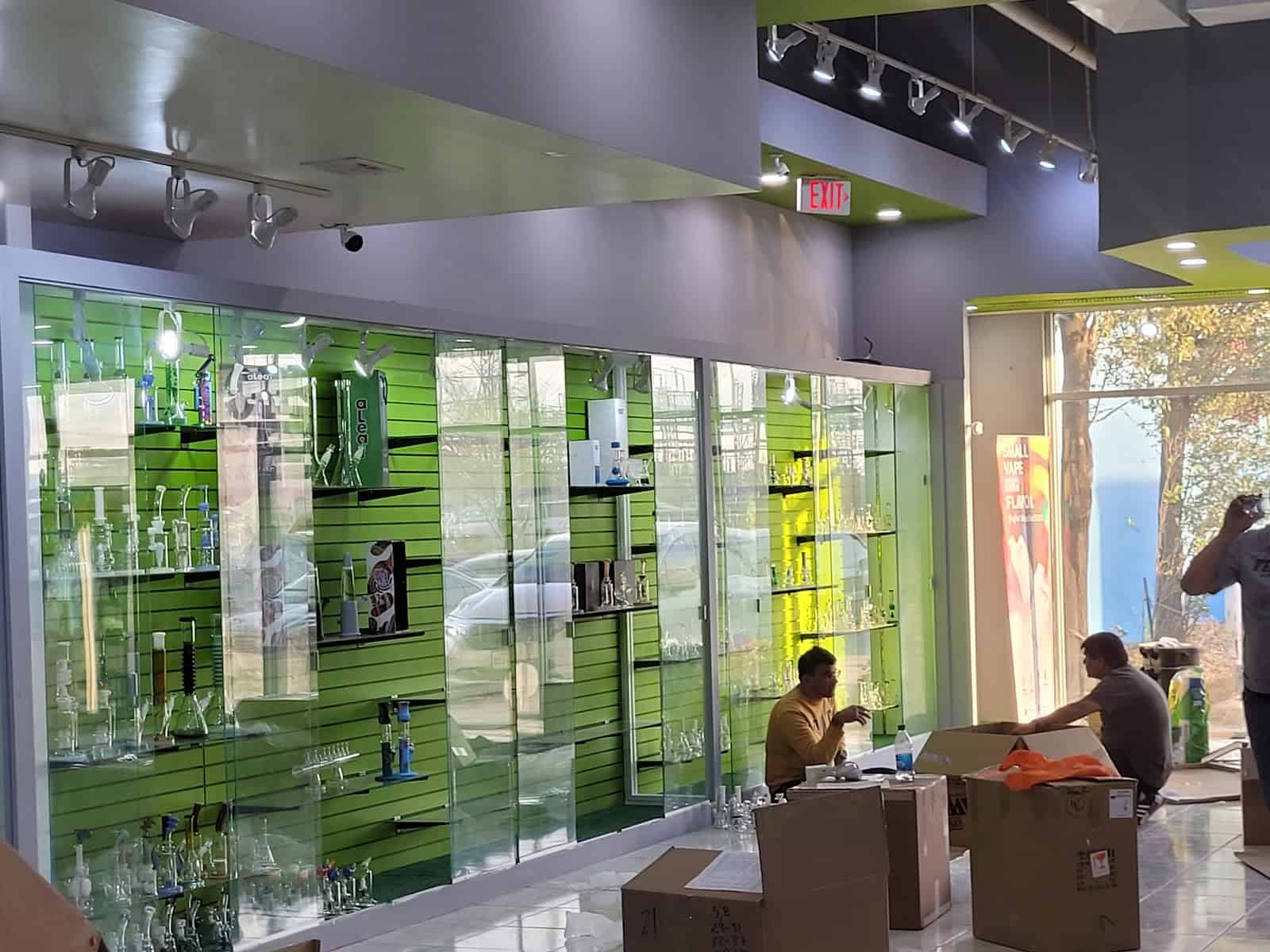 Store – gallery image 10