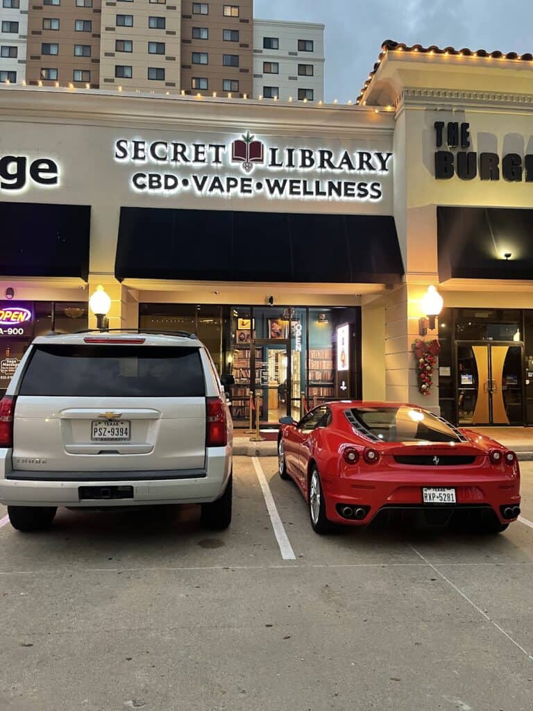 Store – main photo