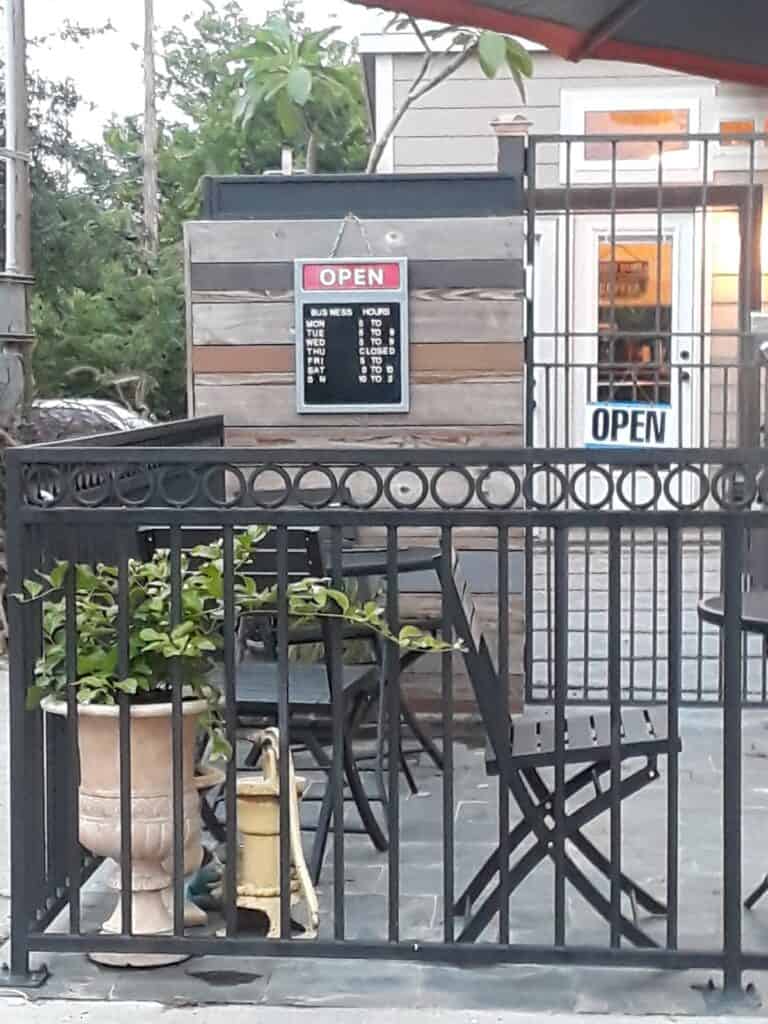 Store – main photo