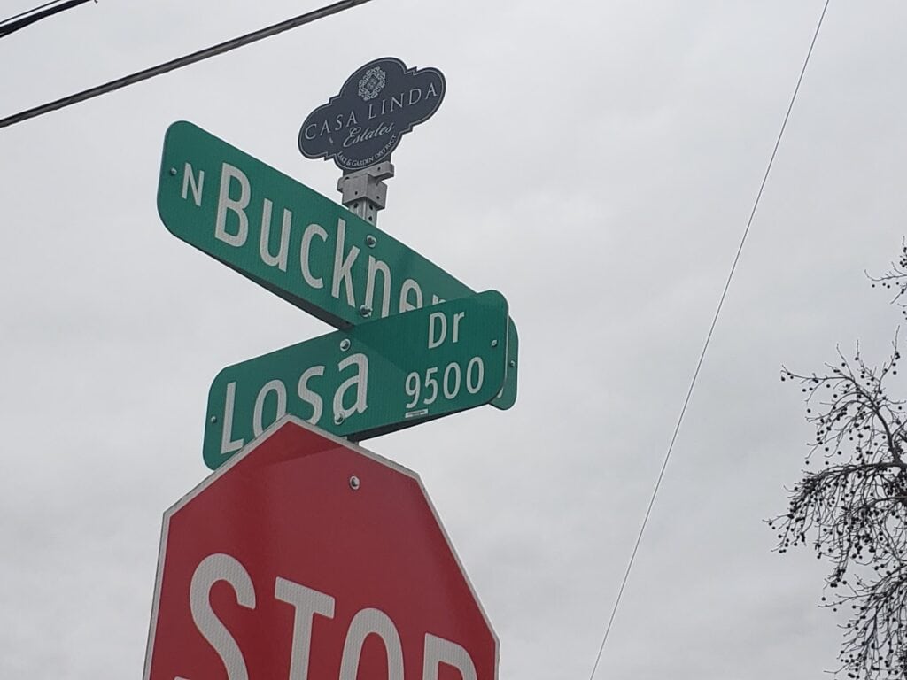 Store – main photo