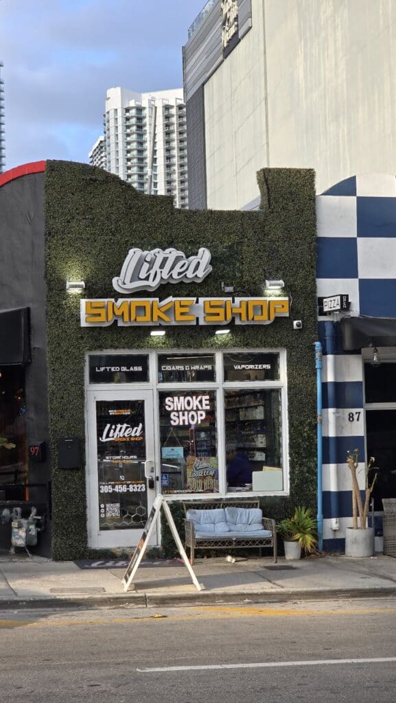 Store – main photo