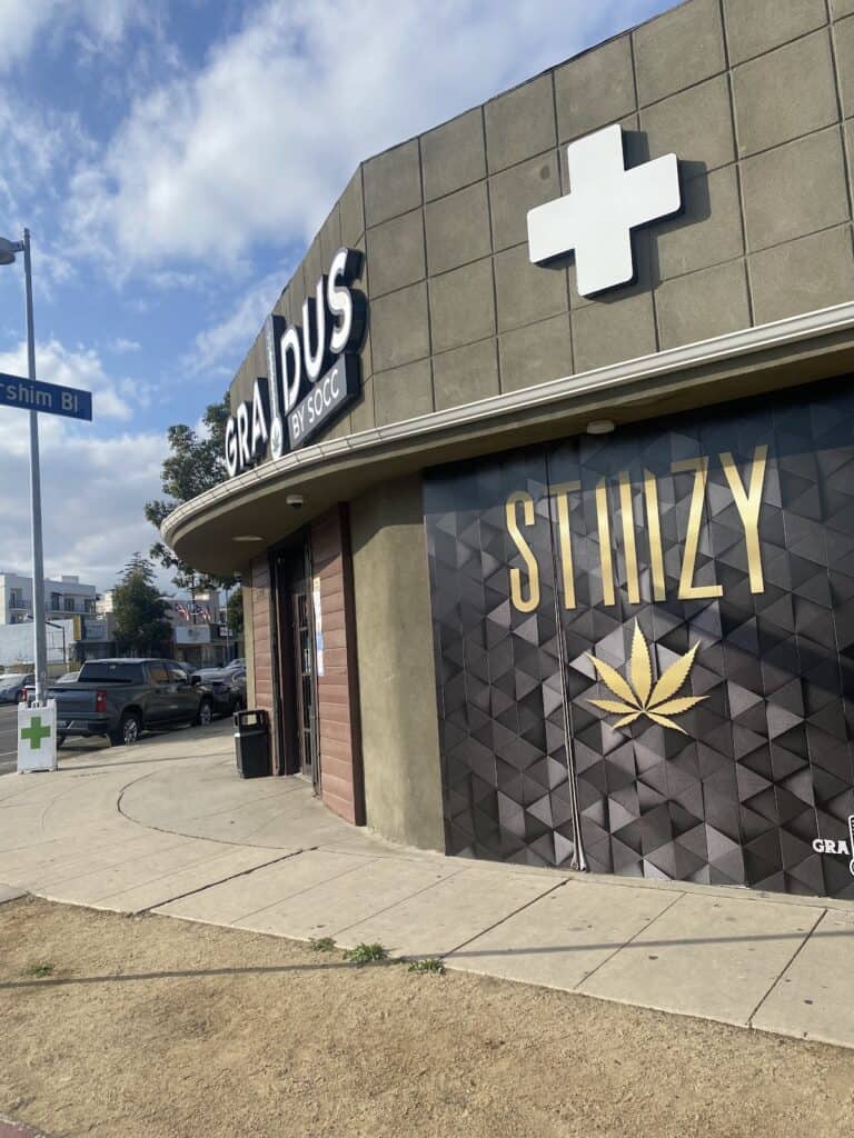 Store – main photo