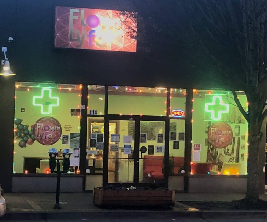 Store – main photo