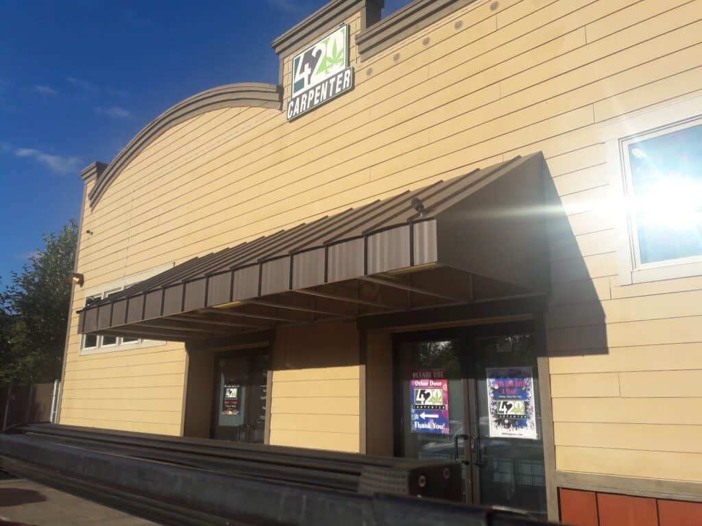 Store – main photo